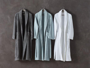 Unisex Cloud Loom Robe
