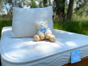 Little Lamb Replacement Outer - Twin Little Lamb Replacement Outer - Twin