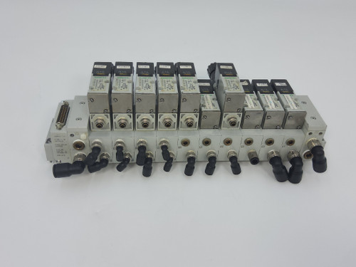 Numatics 239-972 / AKJDJ00002NDRM Manifold W/ 041RS7Z2JN00000, 041SA400G000061, &  041SA4Z2GN00061
