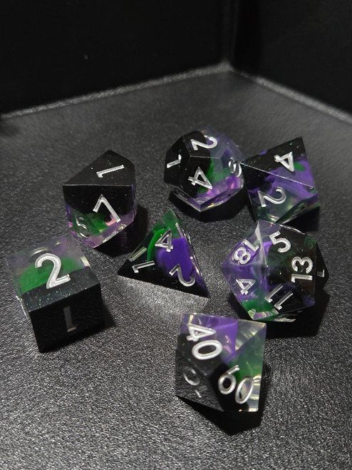 Purple Green Vapor Sharp Edge Set