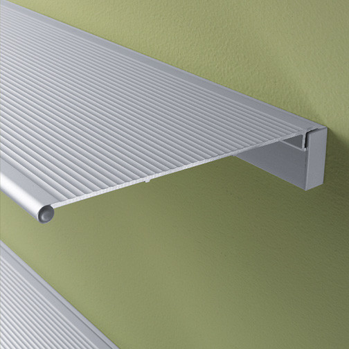 Peter Pepper SA Aluminum Display Shelf Edge Detail