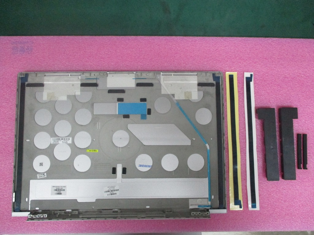 hp SPS-BACK COVER LCD 16 WLAN ZBook Fury 16 G9 - N19211-001