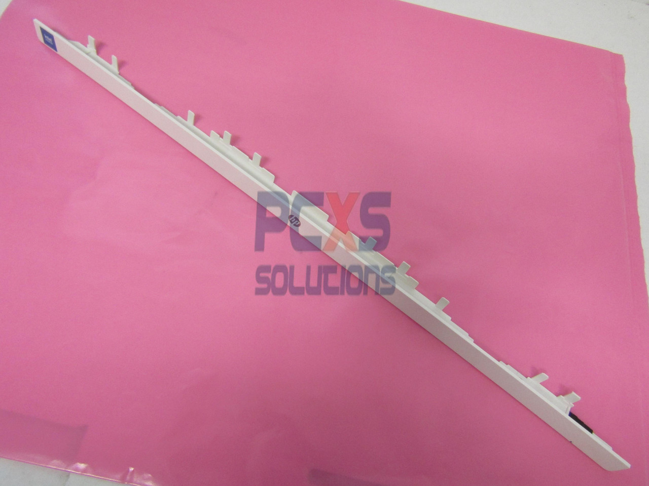 hp PLASTIC SPEAKER CHIN CWH ALISH All-in-One Desktop PC 22-dg0000i - N85167-002