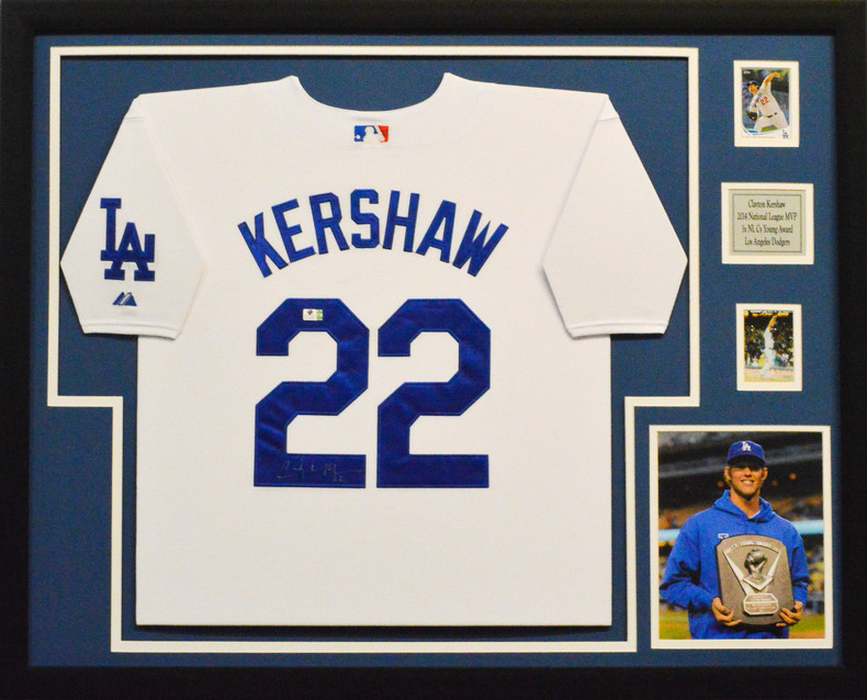Acrylic for framing: Advantages Over Glass and Proper Cleaning
