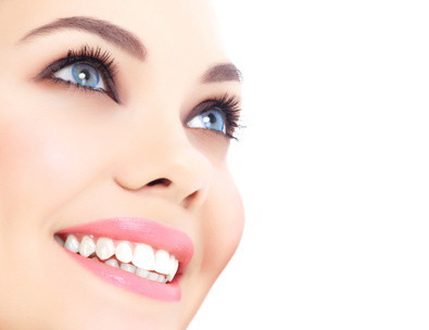 Isabella's Clearly GLOW Coconut Teeth Whitening Activated Charcoal - Thumbnail 2