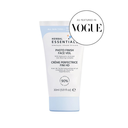 Herbal Essentials - Photo Finish Face Veil with Hyaluronic Acid and Skin Blurring Complex