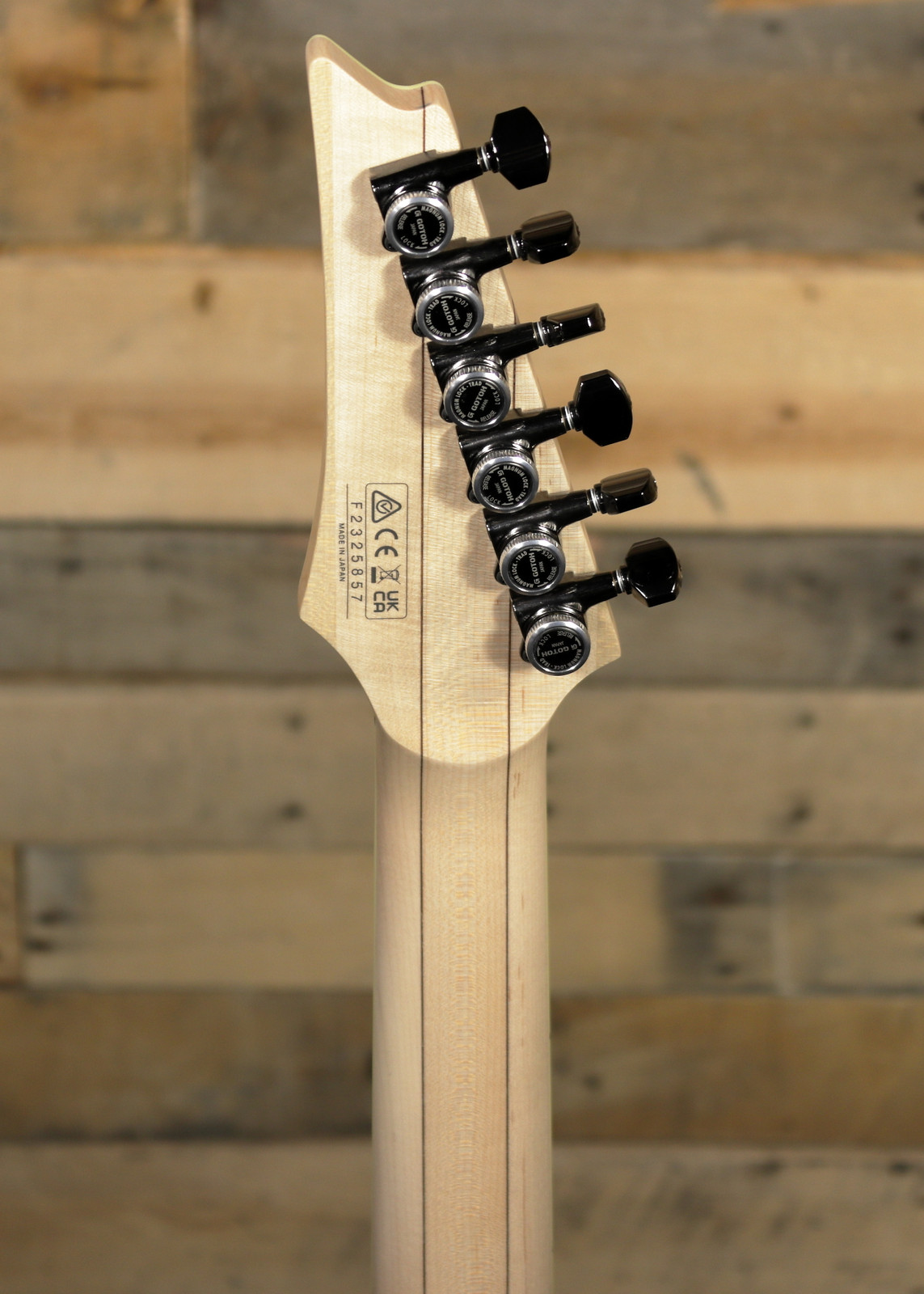 Ibanez Prestige RG652AHMFX Electric Guitar Nebula Green Burst w/ Case