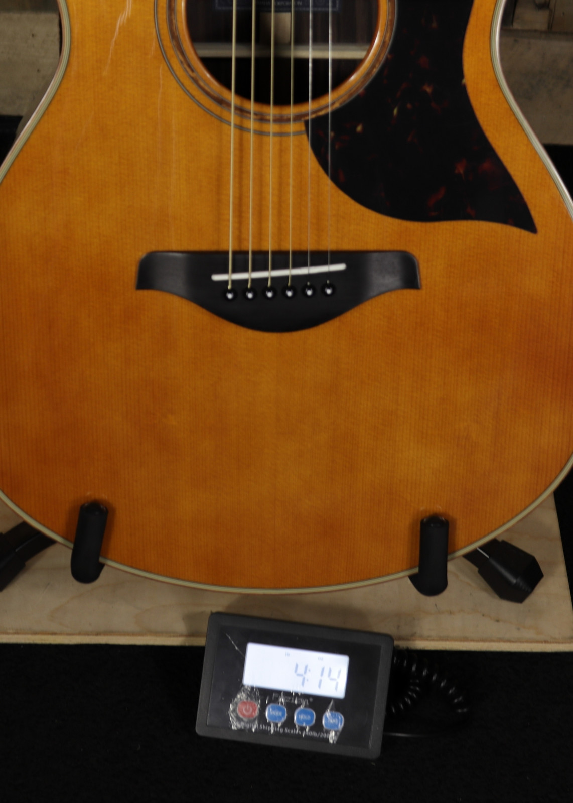 Yamaha AC3R ARE Acoustic/Electric Guitar Vintage Natural w/ Gigbag