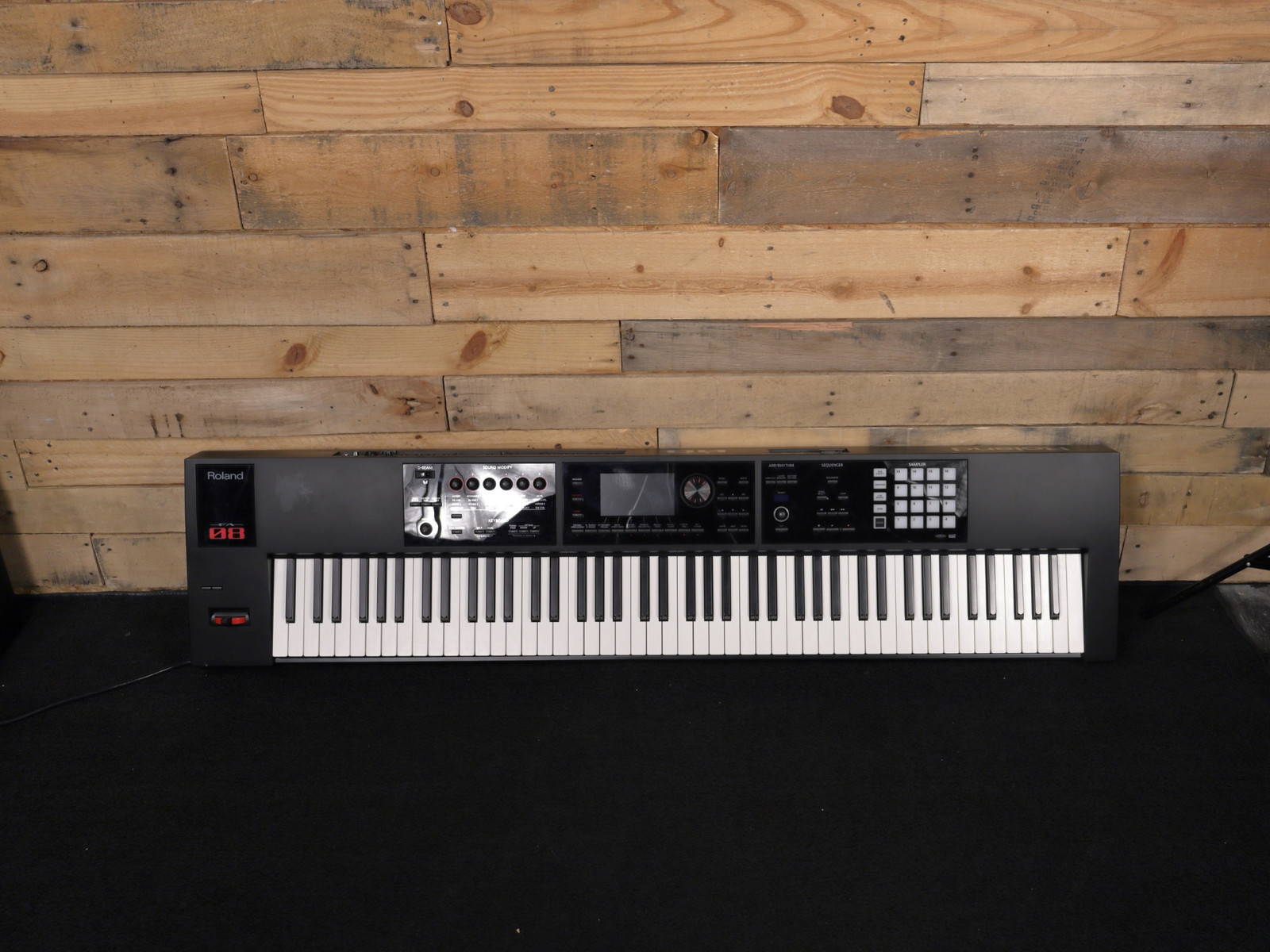 Roland FA-08 88-Key Music Workstation 