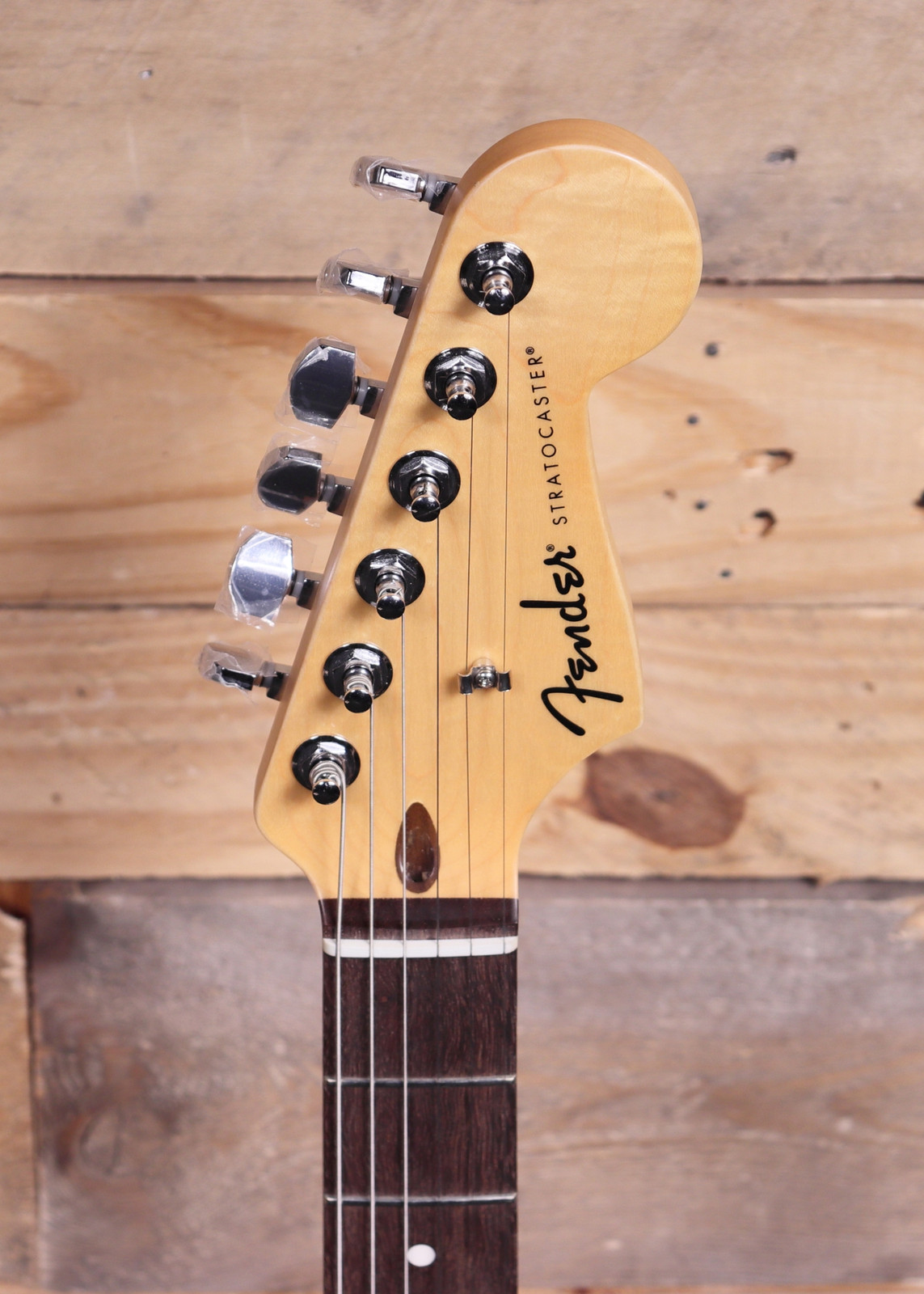 Fender Standard Stratocaster Electric Guitar 3-Color Sunburst