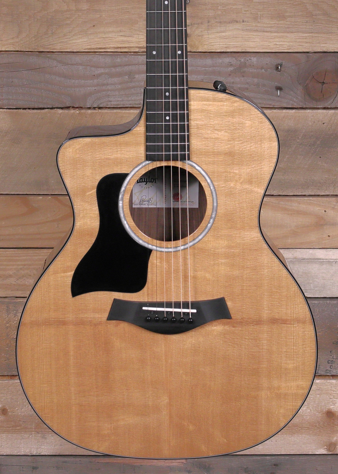 Taylor 214ce Plus Left-Handed Acoustic/Electric Guitar Natural w