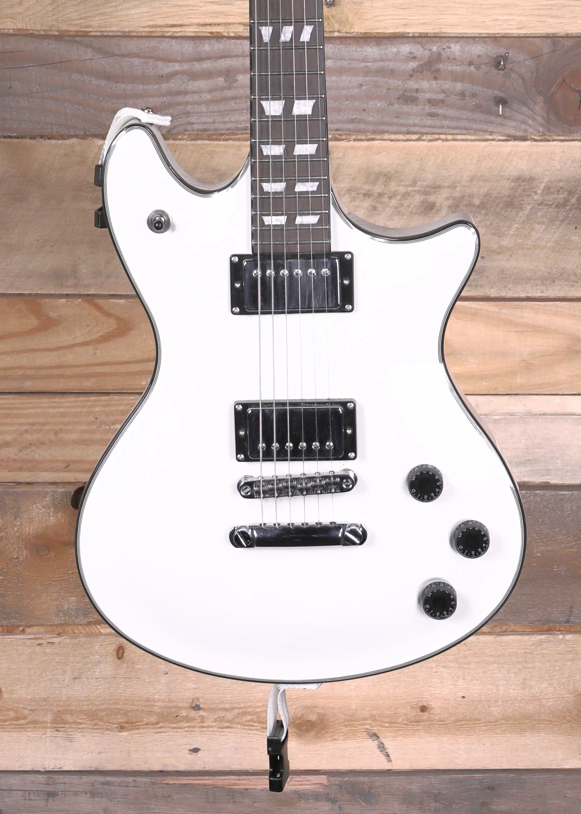 即発送 schecter diamond tempest custom Schecter Tempest Custom Electric Guitar Vintage White 