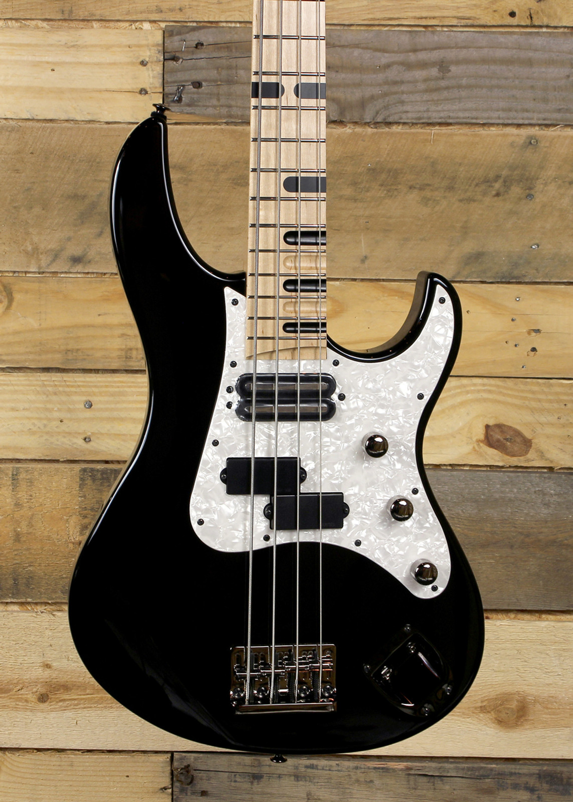 Yamaha Attitude Billy Sheehan Signature - Black