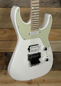 Jackson Custom Shop USA Special Edition Soloist Electric Guitar Snow White w/ Case