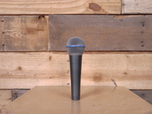 Shure BETA 58A Vocal Microphone "Excellent Condition"