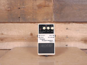 Boss NS-2 Noise Suppressor Effects Pedal  "Good Condition"