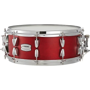 Yamaha Tour Custom Snare Drum - 5.5 x 14-inch - Candy Apple Satin5.5" x 14" Maple Snare Drum with 2.3mm Hoops - Candy Apple Stain