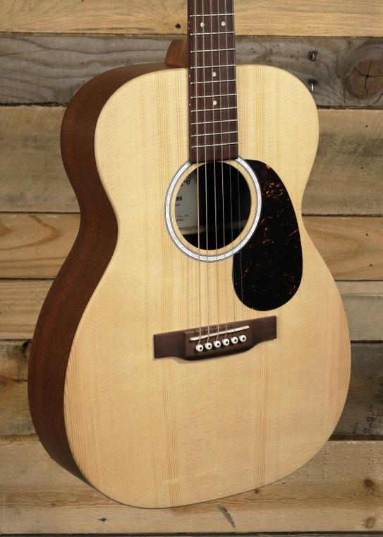 Martin 00-X2E Acoustic/Electric Guitar Natural w/ Gigbag