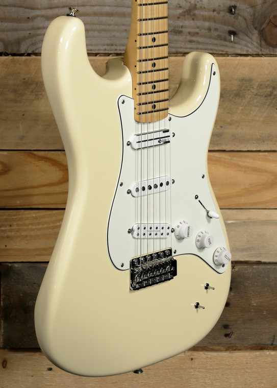 Fender EOB Stratocaster Electric Guitar Olympic White w/ Gigbag