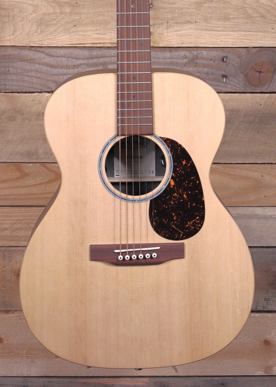 Martin 000-X2E Acoustic/Electric Guitar Natural w/ Case