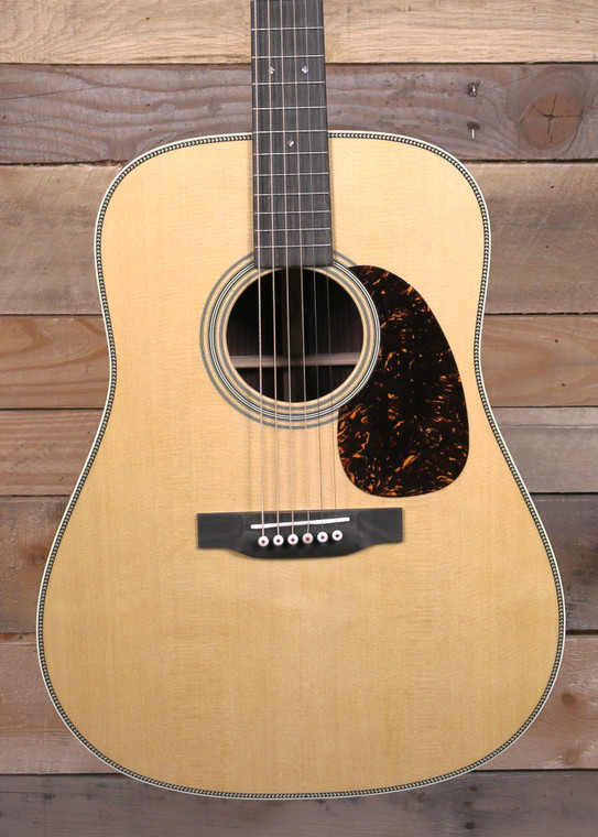 Martin HD-28 Acoustic  Guitar Natural w/ Case