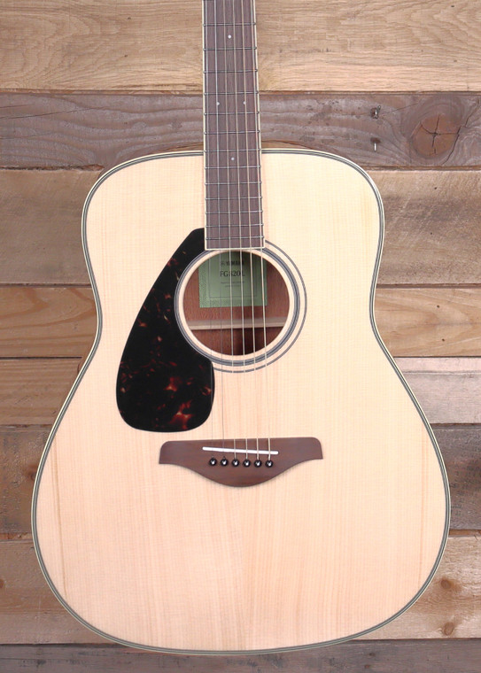 Yamaha FG820L Left-Handed  Acoustic Guitar Natural