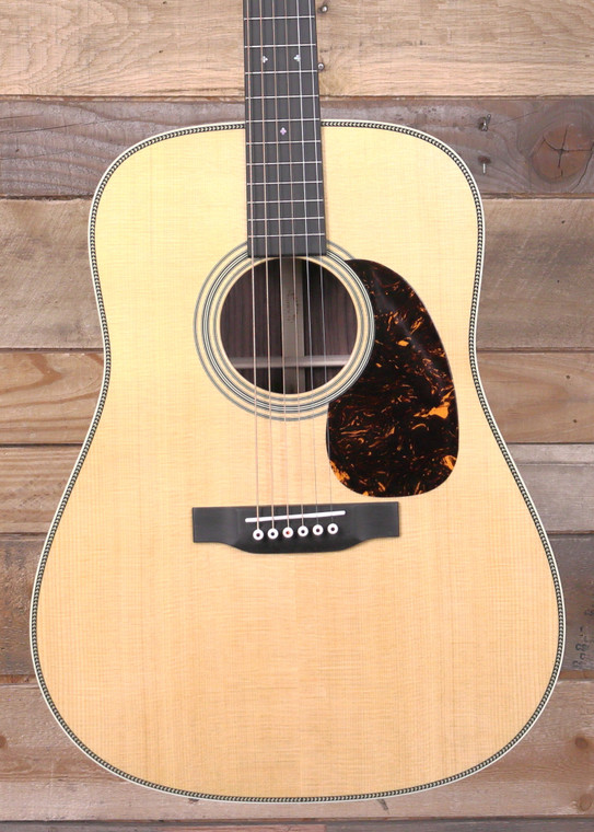 Martin HD-28 Acoustic Guitar Natural w/ Case