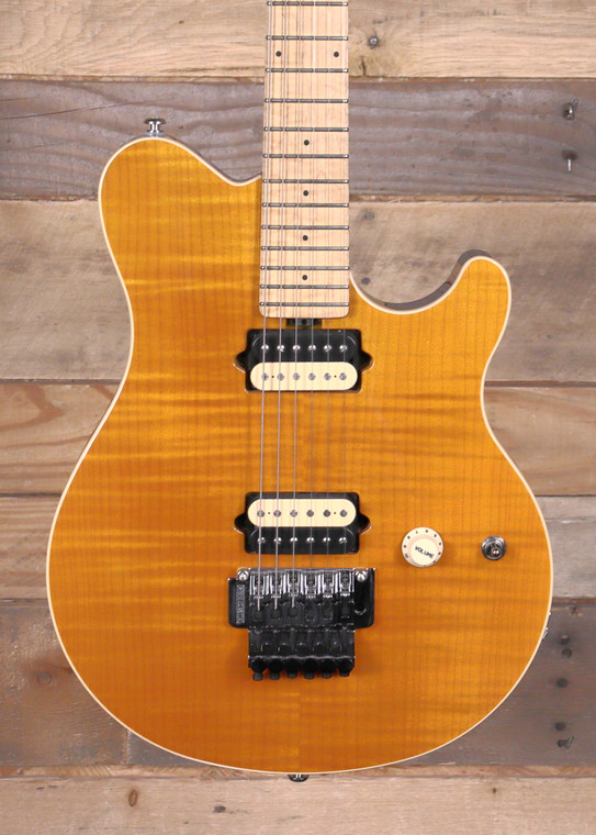 2013 Music Man Axis Electric Guitar Trans Gold w/ Case "Excellent Condition"