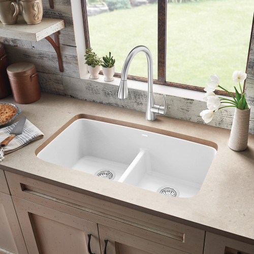 Blanco 442199 Valea Silgranit Equal Double with Low-Divide Undermount - White Blanco 442199 Valea Silgranit Equal Double with Low-Divide Undermount - White