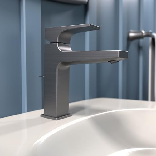 Hansgrohe 32506341 Metropol Single-Hole Faucet 110 with Lever Handle and Pop-Up Drain, 1.2 GPM in Brushed Black Chrome