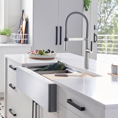 Blanco 525243: Quatrus Collection R15 Ergon Apron 33" Super Single Farmhouse Kitchen Sink Blanco 525243: Quatrus Collection R15 Ergon Apron 33" Super Single Farmhouse Kitchen Sink