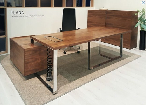 Plana Executive Desk w/ Fixed Pedestal by Narbutas
