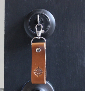 Leather Keychain Compass Leather Keychain Compass