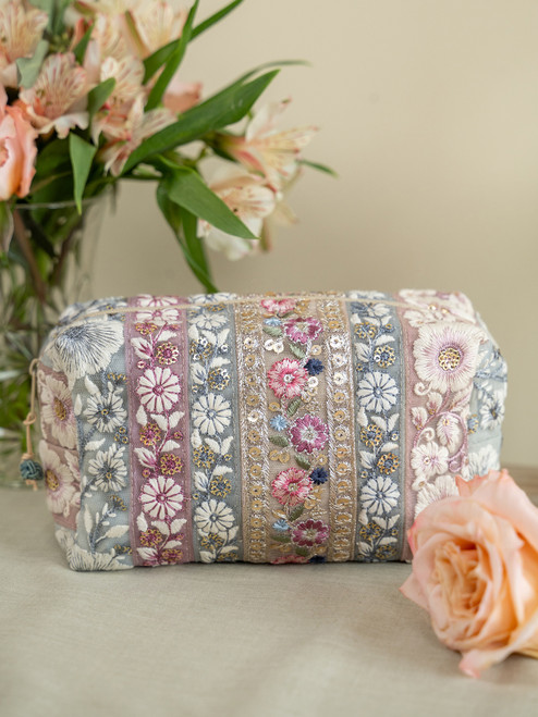 Bel Canto Cosmetic Bag - Lilac