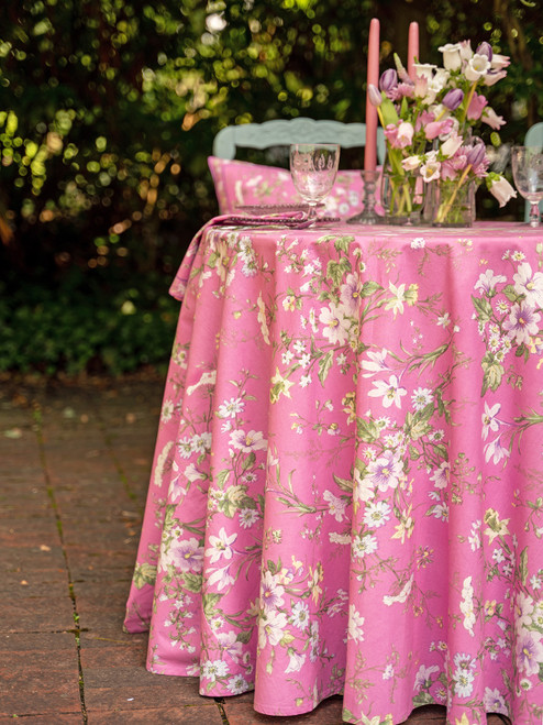 Graceful Garden Round Cloth - Rose