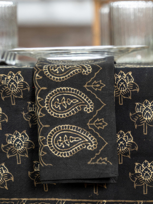 Tradewinds Natural Dye Napkins Set of 4 - Black