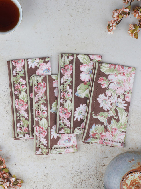 Apple Blossom Luncheon Napkin Set of 4 - Nutmeg
