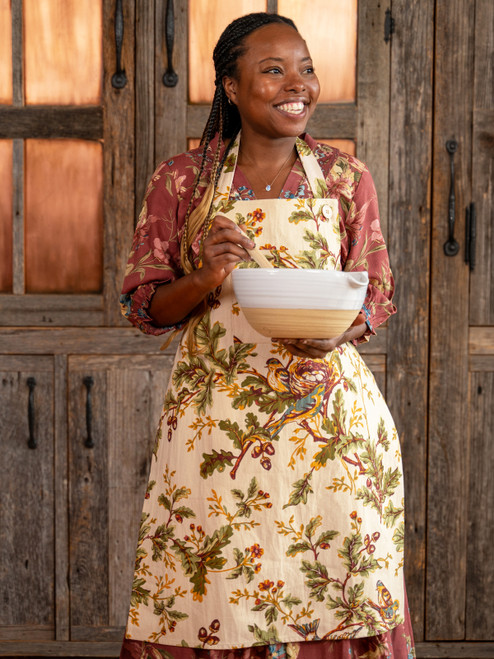 Whispering Oaks Chef Apron - Antique