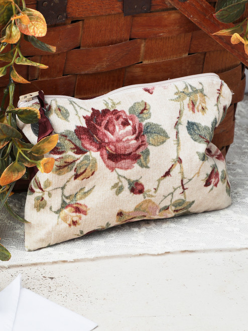 Winter Rose Velvet Pouch - Antique