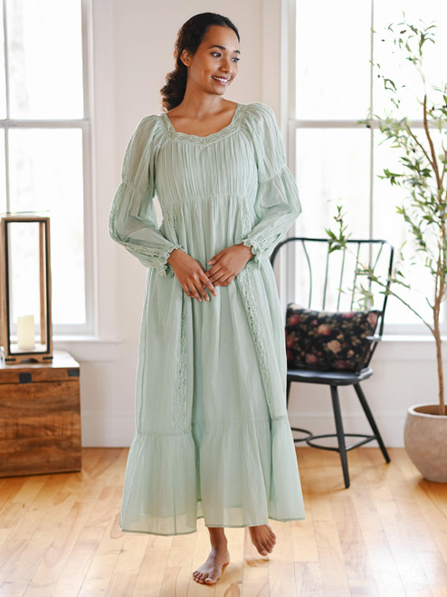 Guenevere Nighty  - Winter Frost