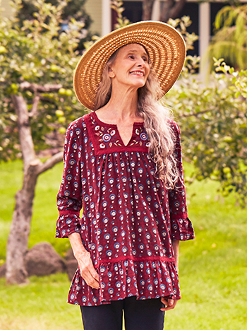 Blouses, Tunics & Tees