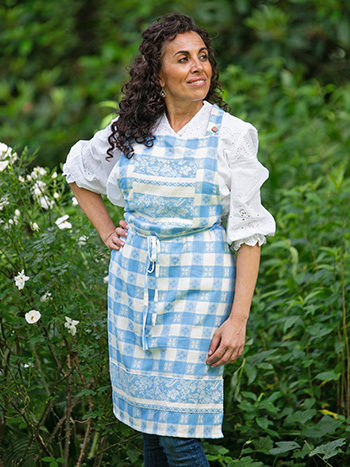 Aprons & Kitchen Accessories