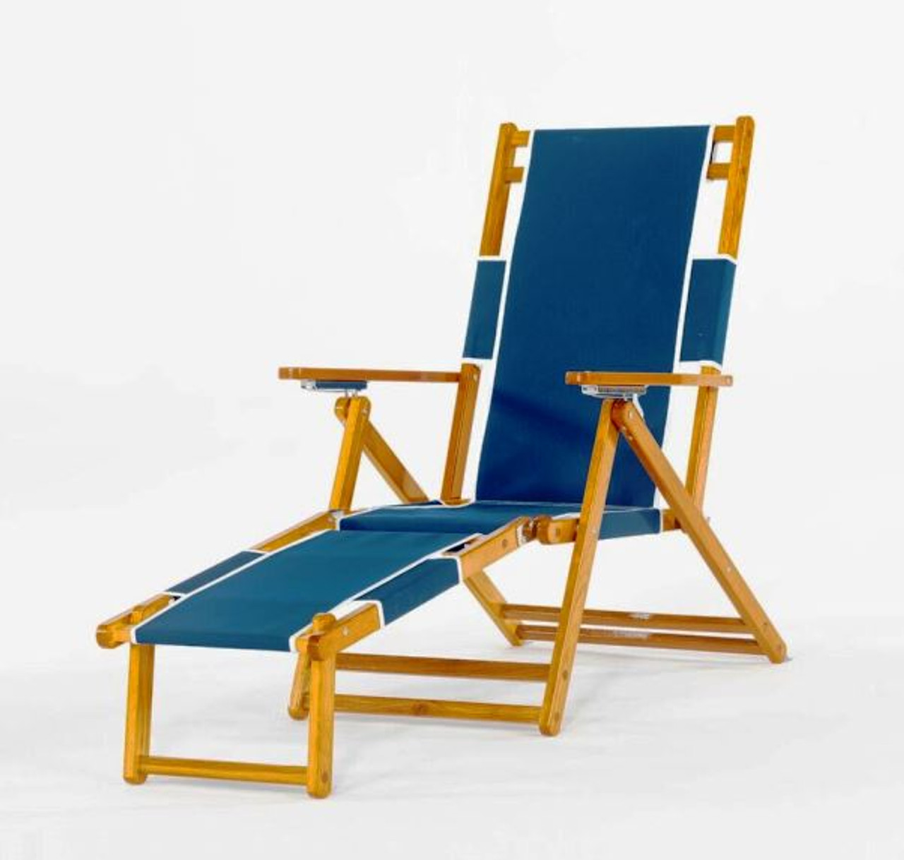 Commercial Wooden Beach Chairs - Foot Rest
