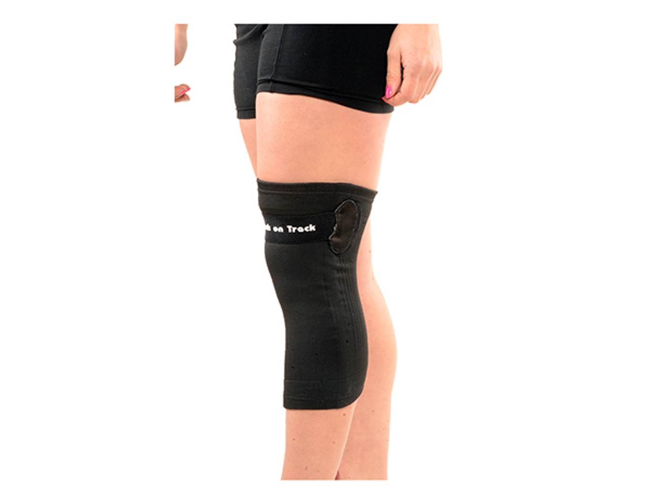 https://cdn11.bigcommerce.com/s-pyz6tx2vgx/images/stencil/1280x1280/products/2236/34268/Back-on-Track-Knee-Brace-with-Strap_BLK_1__00565.1632446285.jpg?c=1
