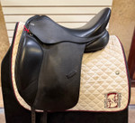 Used 18" Adam Ellis Avanti Dressage Saddle W