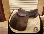 Used 17.5" Devoucoux Biarritz O Close Contact Saddle MW