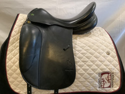 Used 17"Prestige 2000 Dressage Saddle