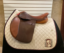 Used 15.75" HDR Club Close Contact Saddle