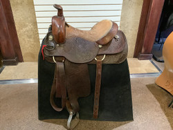 Used 15.5" Hereford Roping Western Saddle