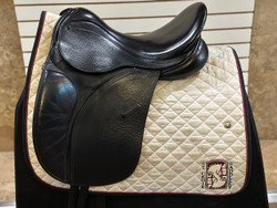 Used 17" County Connection Dressage Saddle MW SH